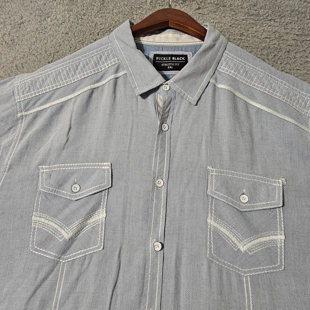 Buckle Black Athletic Fit Button Up Light Blue Shirt Mens Size 2XL Short Sleeve